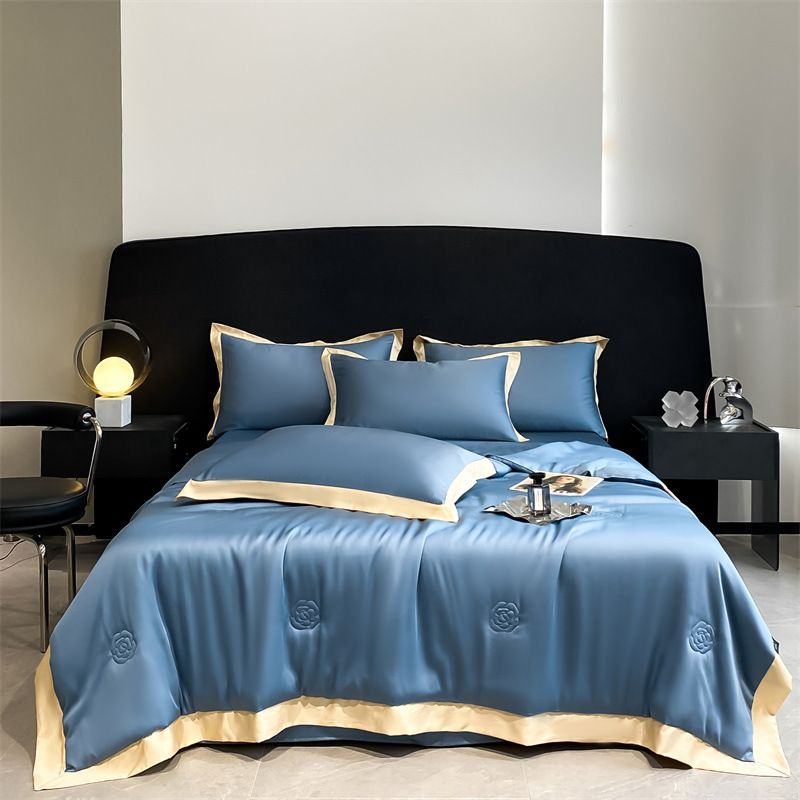 Pătură de vară mătăsoasă spălată cu broderie Camellia - pilotă ușoară pentru aer condiționat în culori solide_voghion.com