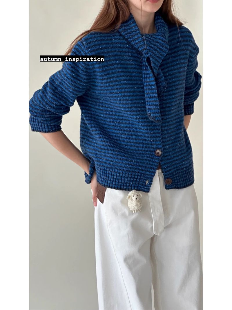 Letm color controlled autumn 'color dot striped contrasting sheephair tie paired with knitted sweater women's cardigan_voghion.com