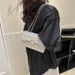 Borsa a tracolla piccola quadrata alla moda, semplice e alla moda, con tracolla a catena, tendenza estiva 2025 per donna_voghion.com