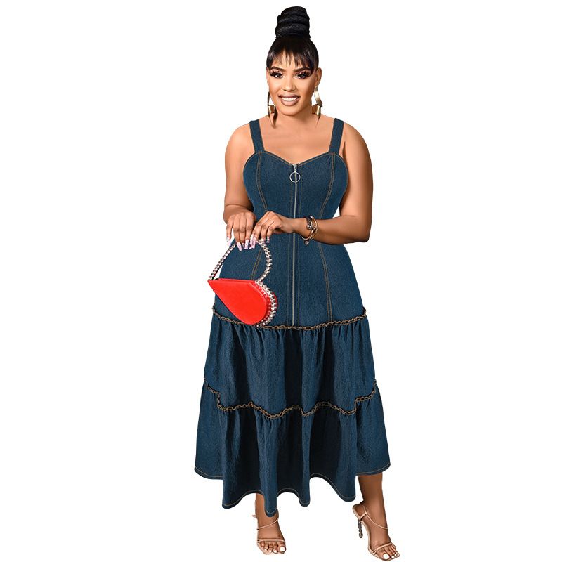 Rochie din denim pentru femei mărimi mari - Pulover lung maxi din denim spălat, fără mâneci, cu bretele_voghion.com