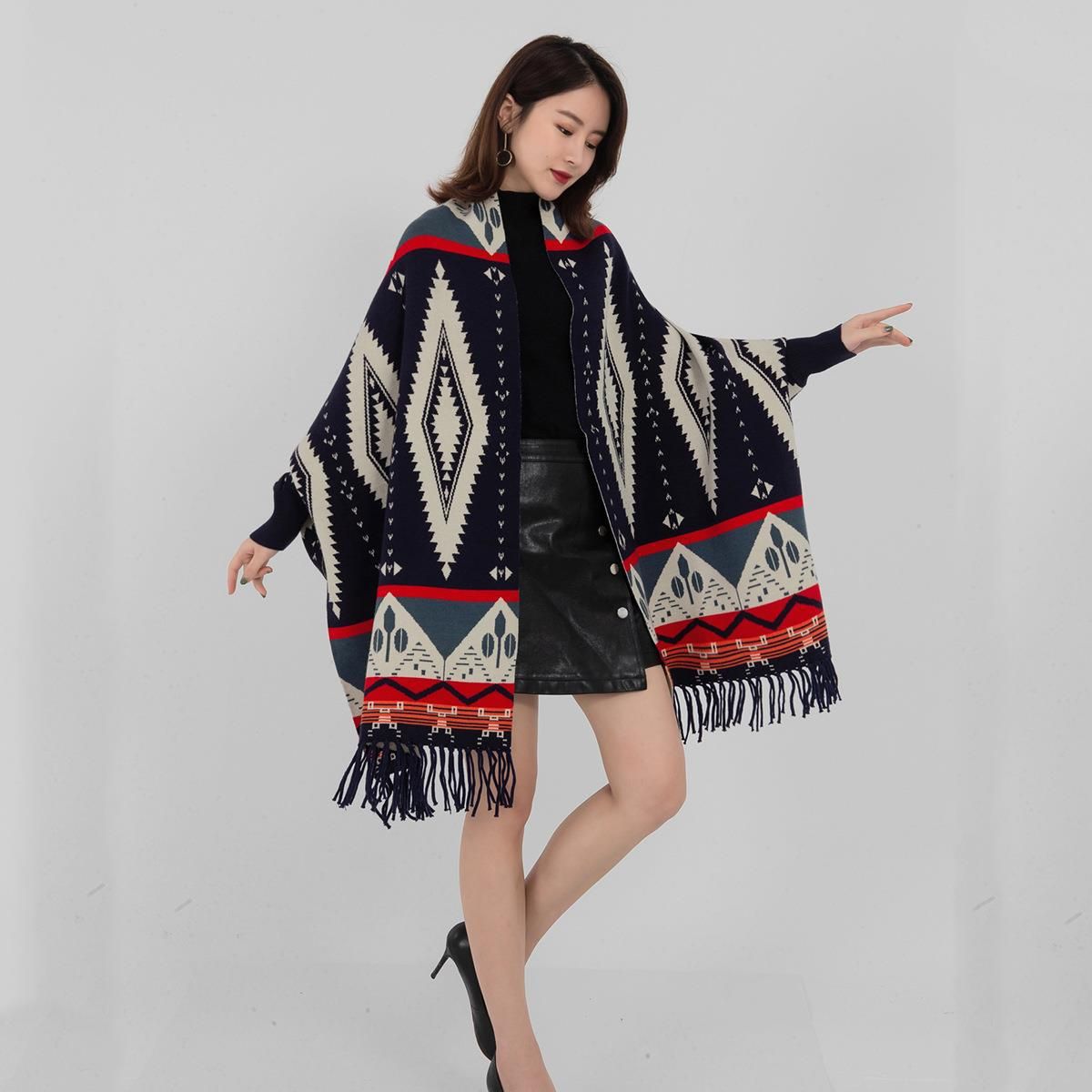 Moderigtig etnisk stil kappe med ærmet top til kvinder sweaterfrakke kappe-type strikket cardigan udenfor matchende_voghion.com