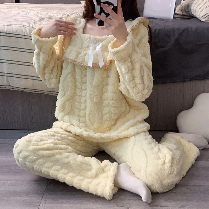 Pijama de felpa simple de celebridad de Internet de invierno 2024, conjunto de muebles para el hogar de estilo princesa dulce y grueso para mujer_voghion.com