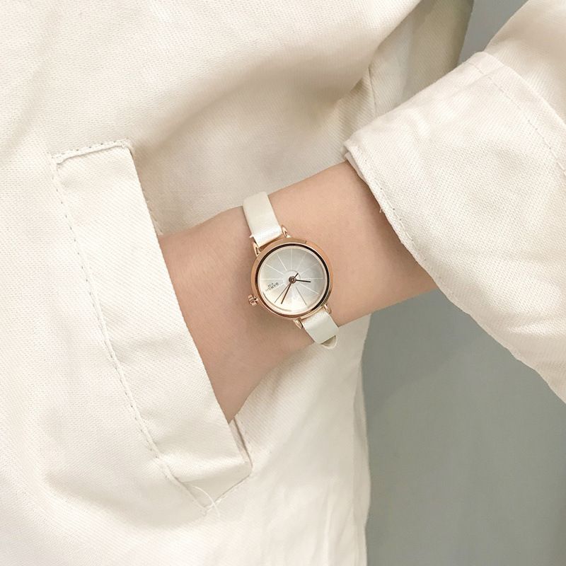 ins Super Fire College Style Watch chic Korean Style Retro Simple Elegant Women's Small Gifts for Girls_voghion.com