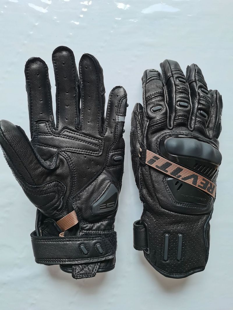 REVIT Cayenne Long Motorcycle Genuine Leather Touchscreen Track Sheepskin Wrist Guard Windproof Anti-fall Rider Riding_voghion.com