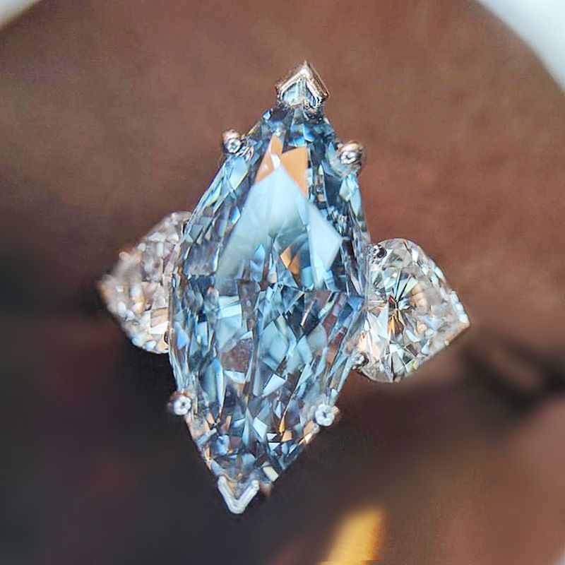 Cao Shi Glänzender Ehering in Pferdeaugenform mit herzförmigem Zirkonia, Damenschmuck_voghion.com