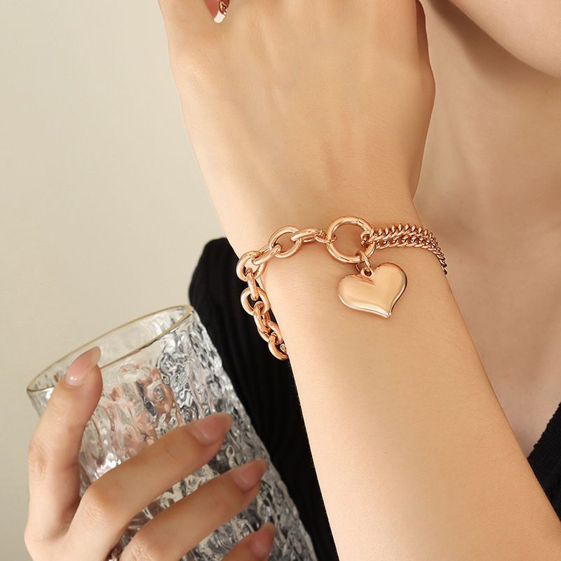 European And American Style Design Jewelry Cuban Splicing Chain Heart Bracelet Titanium Steel Gold-plated Non Fading_voghion.com
