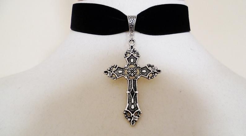 Unisex vintage obesek iz ogrlice_voghion.com