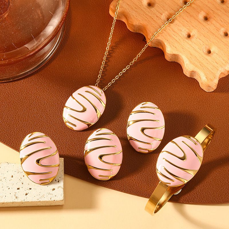 Fashion New Hot Sale Black Gold Zebra Literary Retro Pattern Stainless Steel Earrings Necklace Bracelet Ring_voghion.com