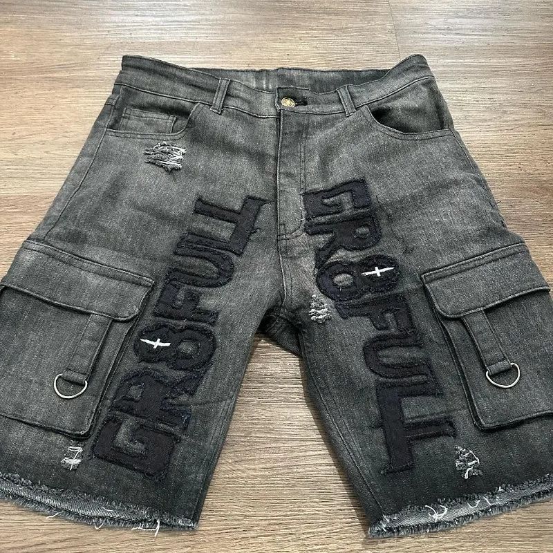 Pantaloncini in denim ricamati, stile hip-hop americano, lavati e cambiati gradualmente, da uomo, estate 2025, nuovi e larghi_voghion.com