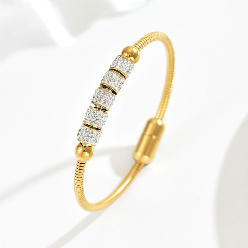 Women's Geometric Bracelet - Diamond Inlaid, Magnetic Clasp, Versatile Design, Adjustable Fashion Hand Jewelry_voghion.com