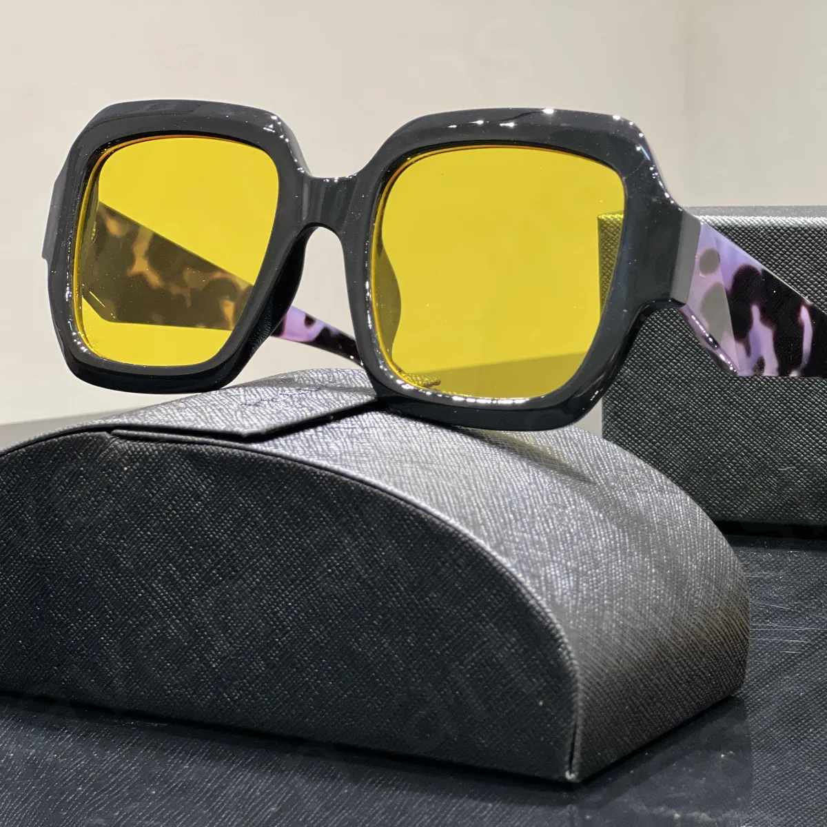 Nuevas gafas de sol clásicas versátiles para mujer, de diseñador de alta calidad para hombre y mujer, de múltiples colores._voghion.com