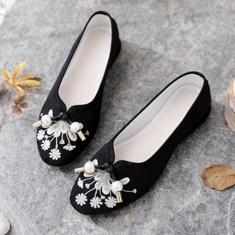 Qipao – chaussures de danse à talons plats et pointus pour femmes, tissu ancien de pékin, nouvelle collection ethnique brodée de Style chinois_voghion.com