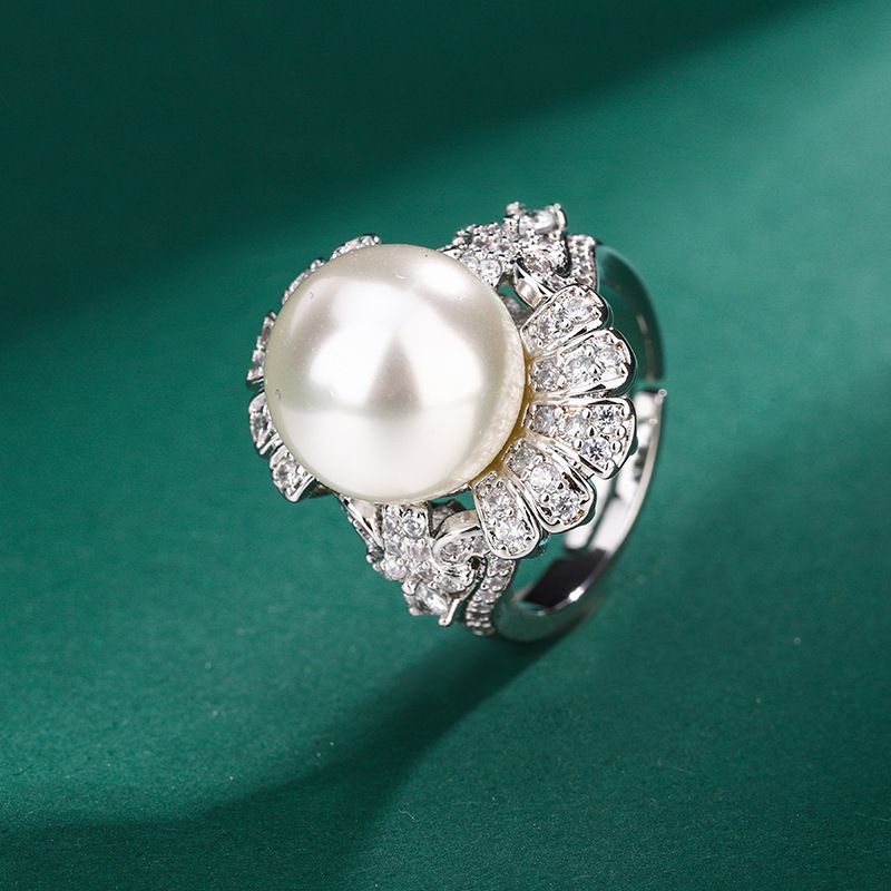 Huamei Jewelry Natural French Flower Inlaid Diamond White Finger Yellow Shell Pearl Ring_voghion.com