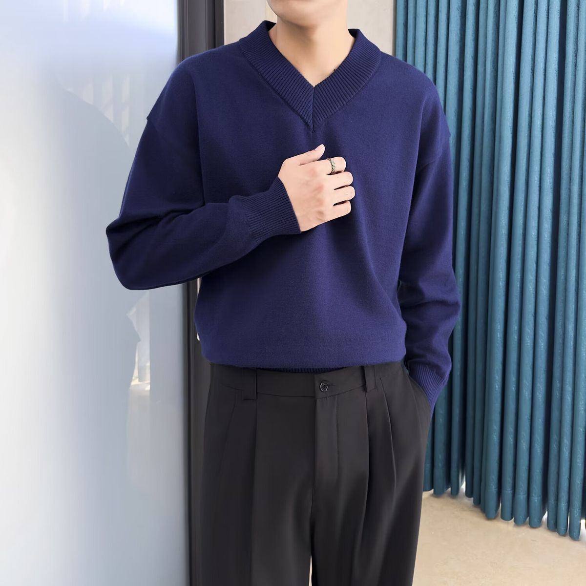 Herren-Pullover mit V-Ausschnitt – Business-Casual-Polo-Stil, lockere Passform, vielseitig für Arbeit und Wochenende (Schwarz/Dunkelgrau/Marineblau/Silbergrau, S-4XL)_voghion.com