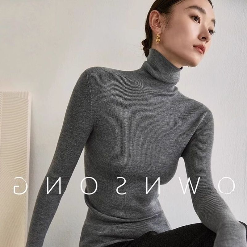 Cold high-end black high neck knitted base for women in autumn, slim fit soft and sticky sweater with front shoulder,_voghion.com