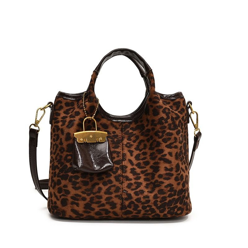 Leopardenmuster für Damen 2024 Herbst neue trendige Mode Schulter koreanische Version Nischendesign Achseltasche_voghion.com