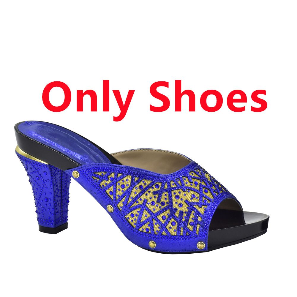 High heels round head sandals iron diamond with the hand bag dinner bag external shoe bag matching_voghion.com