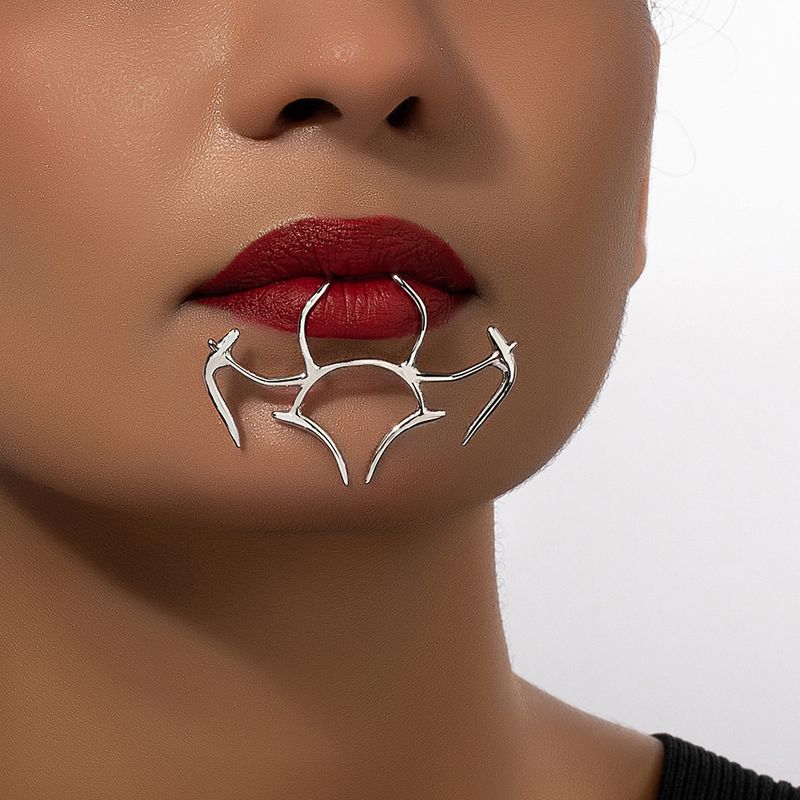 Bijoux pour femmes style punk foncé sans perforation pince à lèvres design de niche dans un style froid nouveau style peut porter décoration des lèvres sans perforation_voghion.com