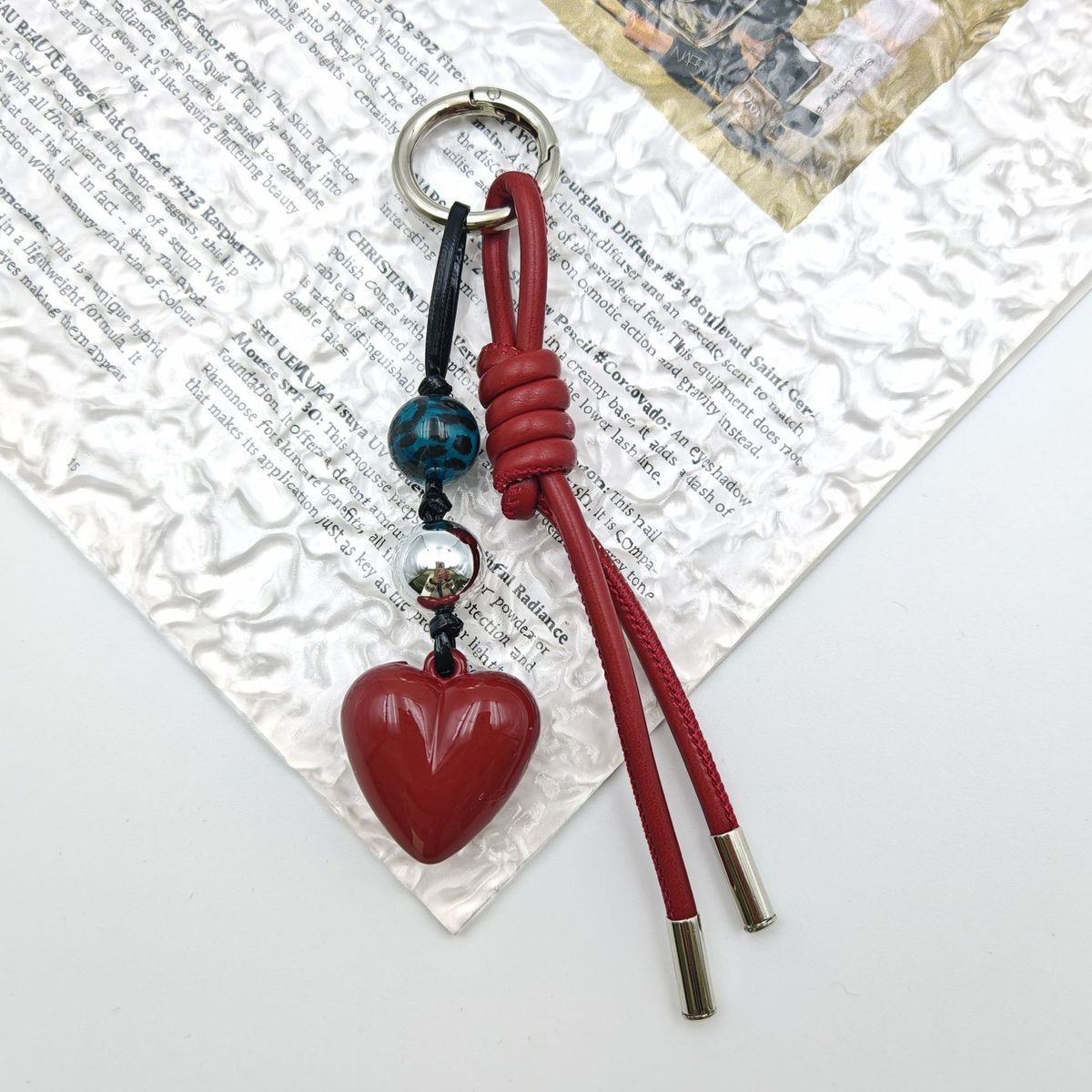 Bag Pendant Simple And Creative New Leather Rope Heart-shaped Keychain Weaving_voghion.com