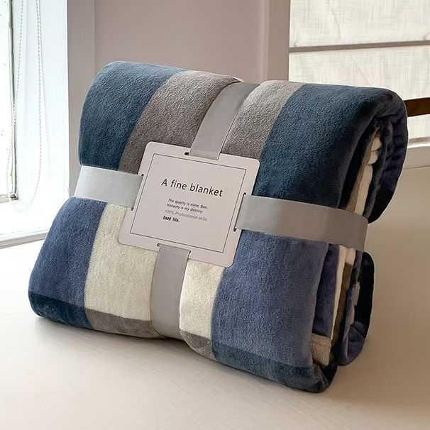 2025 Small A-Class Office Thickened Milk Fleece Nap Cover Blanket_voghion.com