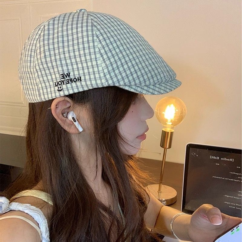 Chapéu xadrez fino feminino para primavera e outono, virado para a frente, rosto fino, cabeça grande, letras casuais e simples_voghion.com