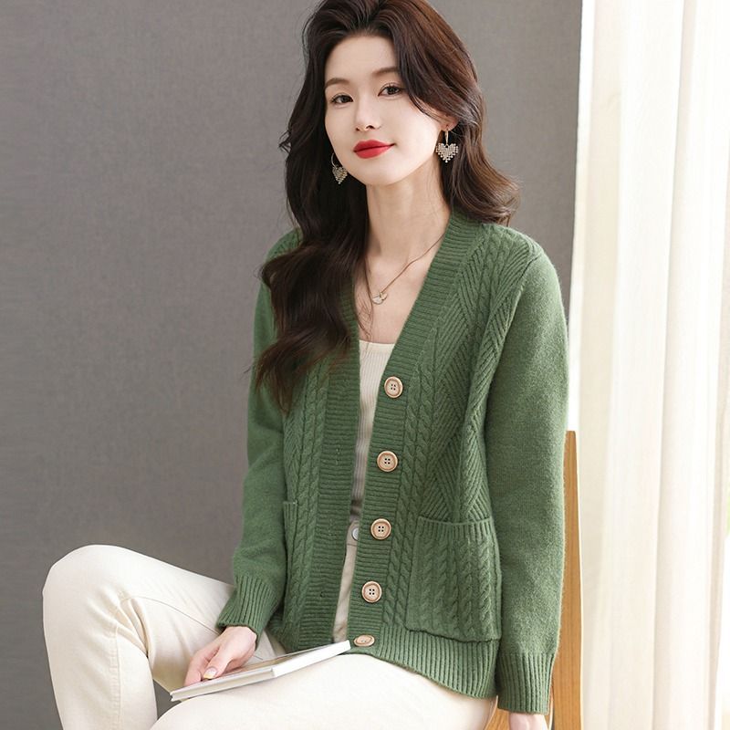 【 Cashmere Family 】 Woll-Strickjacke für Mütter mittleren Alters, lockerer, dicker Strickpullover im Kurzstil für Damen_voghion.com