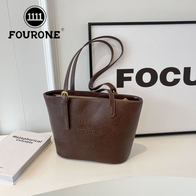 QUATTRO UNO: Quest'anno le borse a tracolla monospalla di alta qualità e alla moda sono le più popolari tra le donne, e sono di nicchia._voghion.com