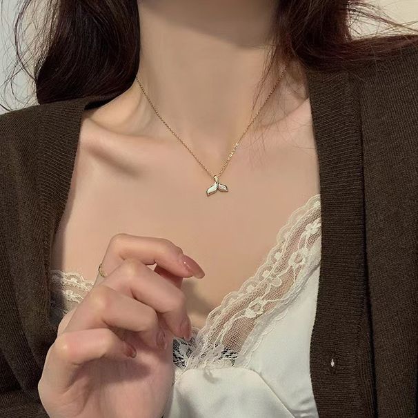 2023 nei Muschel Fëschschwanz Halskette weiblech Summer Liicht Luxus Nisch Schléissebeen Kette Netz Promi Design Halskette_voghion.com