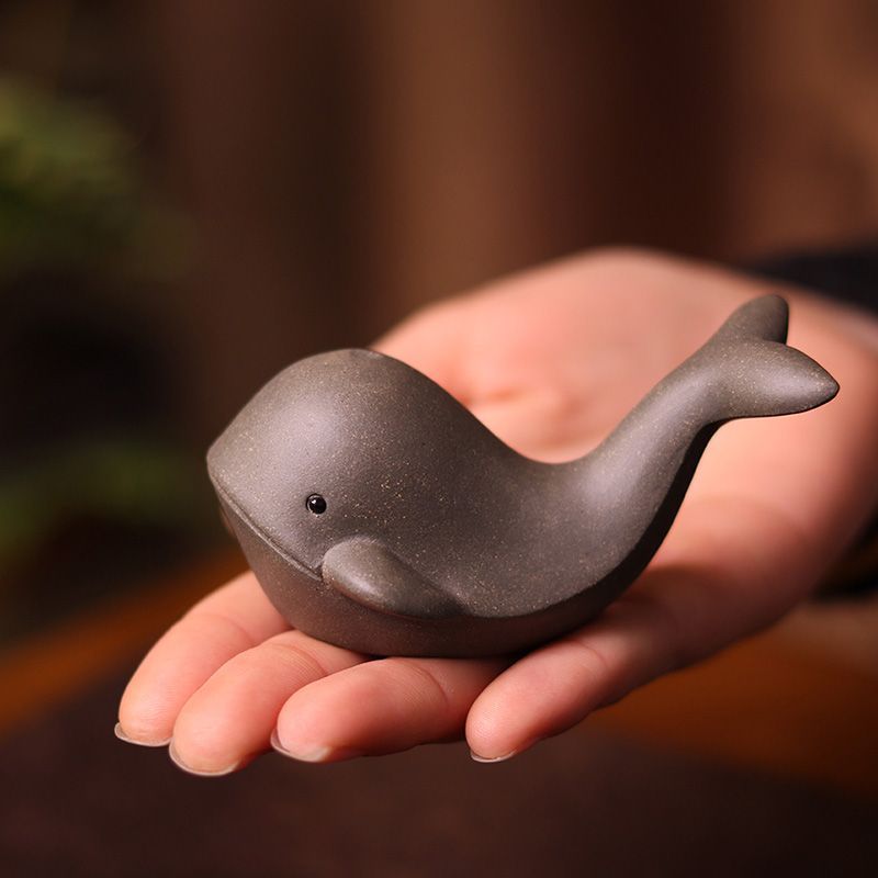 Pet Water-Spraying Whale Purple Clay Sculpture Play Premium Handcrafted Small Fish Kung Fu Set Accessories Tea Table_voghion.com