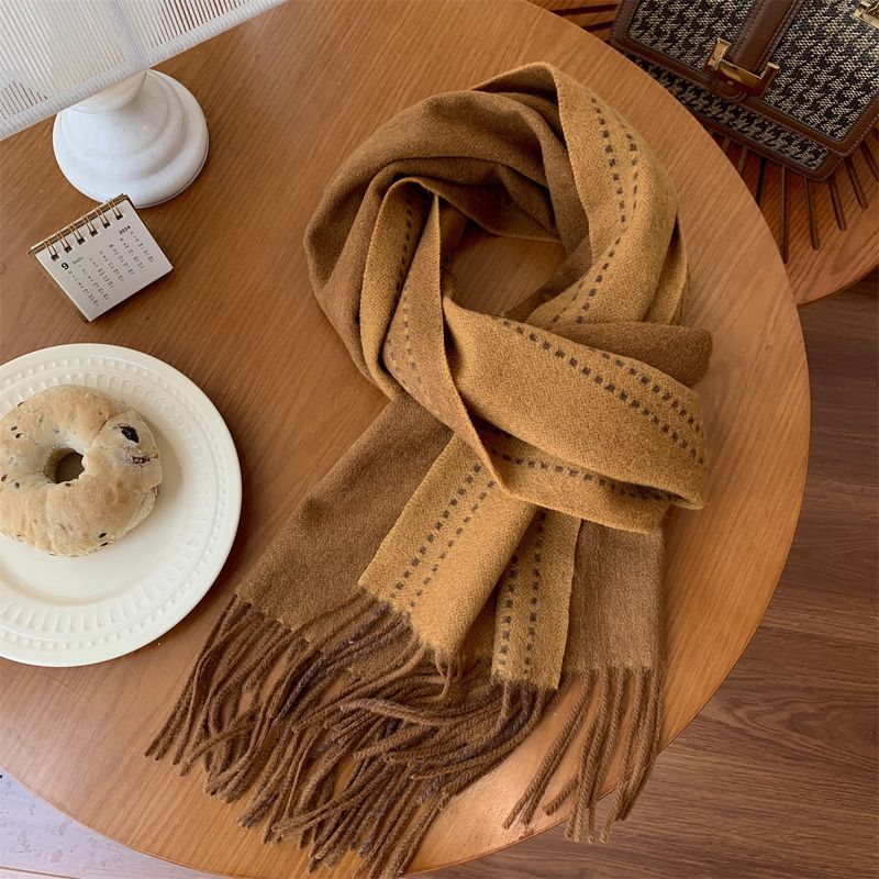 Sciarpa in lana tinta unita da donna per autunno/inverno, versatile scialle con frange lunghe, novità 2025_voghion.com