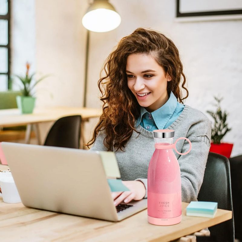 ACZT Quality Goods 11.5oz Portable Blender - Magnetic USB Quick Charge_voghion.com