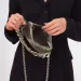 Designer Handtasche fir Fraen Chunky Metallic Sier Paillettenbedeckt Schlosskette Schëller Crossbody Taschen Gratis Versand_voghion.com