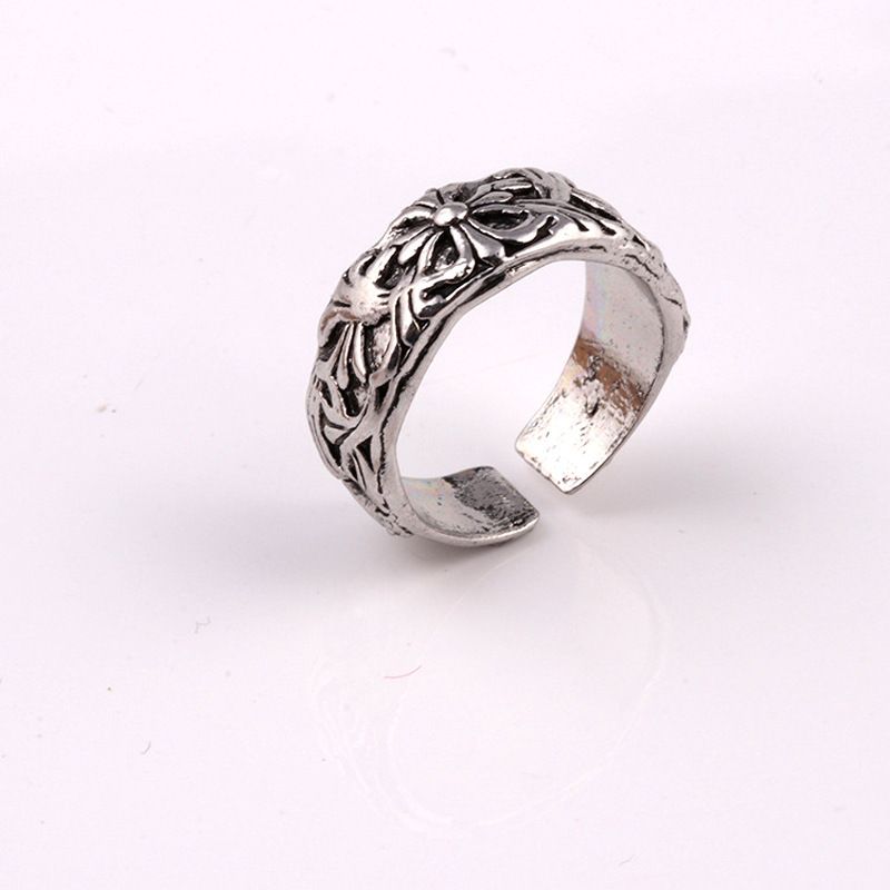 Japanese Korean Personality Trend Hip Hop Cross Pattern Men's and Women's Fashion Index Finger Ring Hand Jewelry_voghion.com