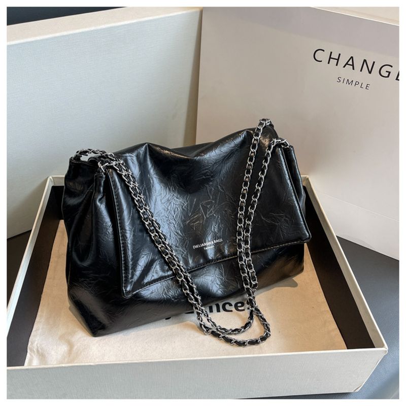 Borsa a tracolla di grande capacità dal design di nicchia da donna 2023 borsa a tracolla da lavoro con catena estiva nuova borsa a tracolla_voghion.com