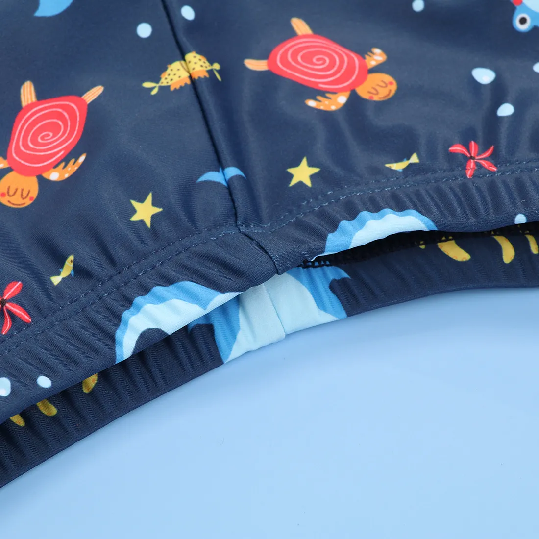 Maillot de bain pour enfant, maillot de bain pour garçon, manches courtes, boxer, col rond, chapeau de diable, crème solaire, imprimé dessin animé_voghion.com