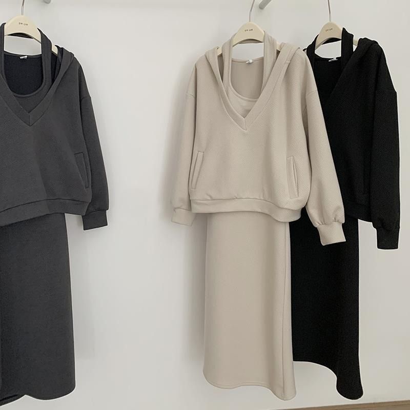 Abbigliamento da donna autunno e inverno abito gonna abito largo con cappuccio halter giacca maglione largo moda casual due pezzi vestito per le donne_voghion.com