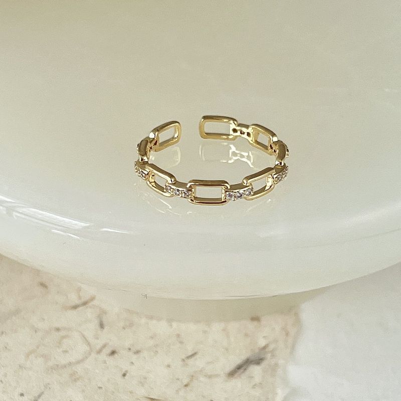 Bague trèfle papillon décoration en émail diamant, conception de niche féminine, bague en diamant cassé rouge internet haut de gamme_voghion.com