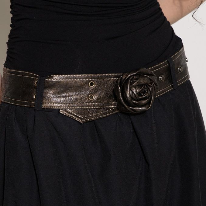 Blogger's same American style chain rose belt, Y2K waist closure design, brown belt_voghion.com