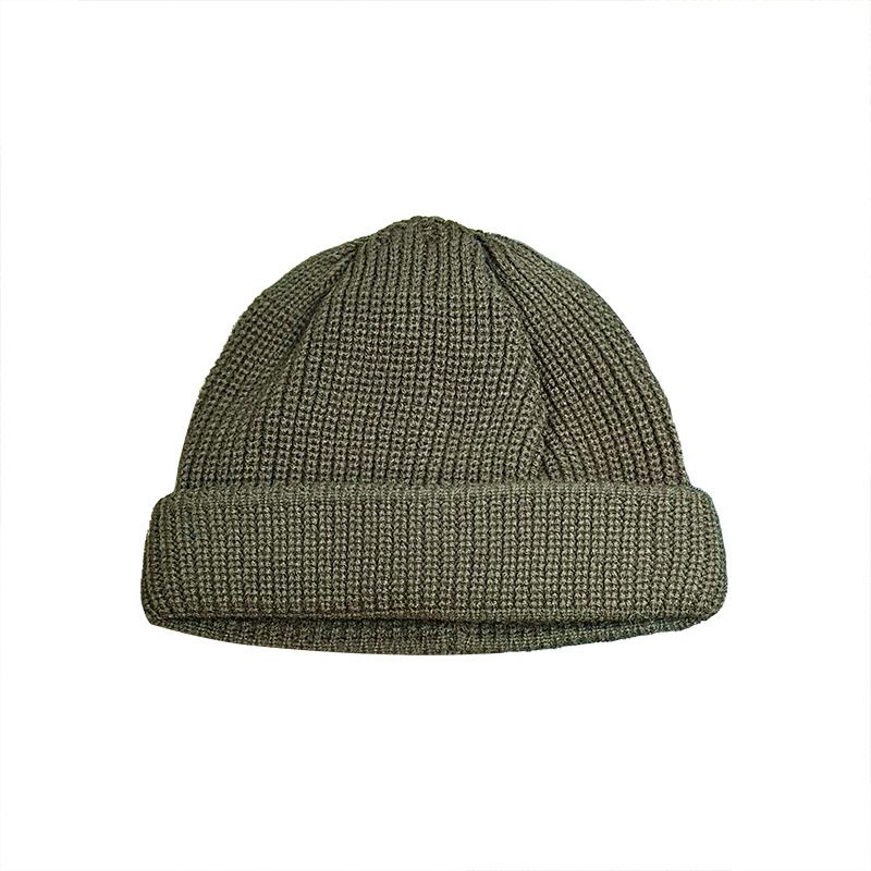 Autumn and winter short knitted hat Korean version of the melon shaped hat for men Japanese style solid color warm pullover classic wool hat for women_voghion.com