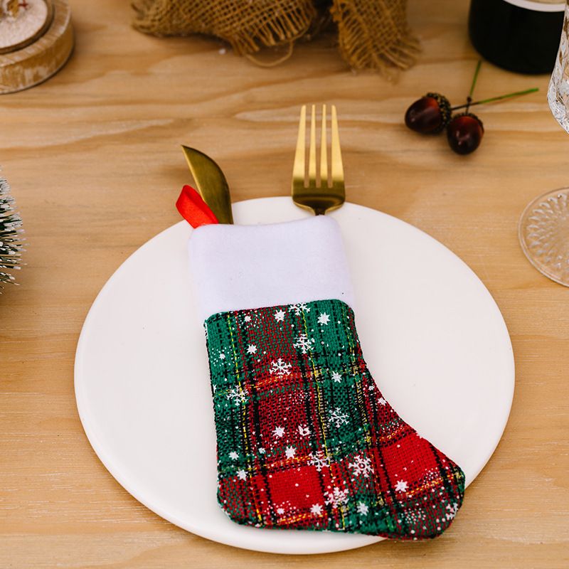 Noel Dekorasyonu Kareli Kar Tanesi Bıçak ve Çatal Seti Noel Küçük Çoraplar Mini Noel Çorapları Hediye Çantası_voghion.com