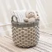 Cestino portaoggetti multiuso Zita in resina intrecciata rotonda con manici - 18' x 18' x 19,6' - Bianco-Grigio - Per riporre asciugamani, giocattoli, riviste e decorazioni per la casa_voghion.com