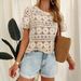 Dámské oblečení Dámská krátká pletená halenka s krátkým rukávem a kulatým výstřihem_voghion.com