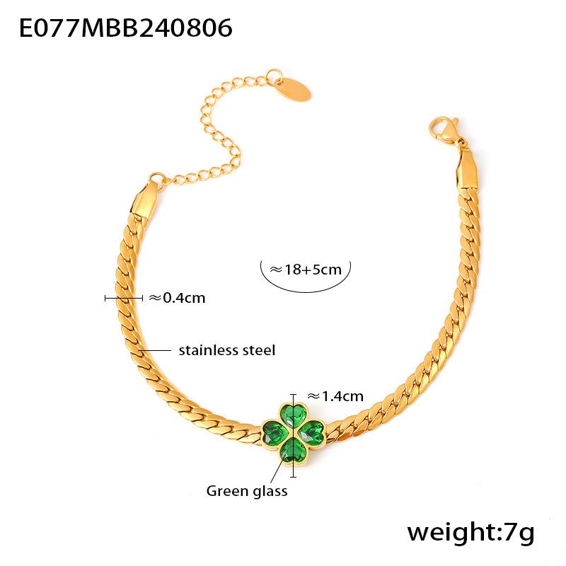 Set di tre pezzi di orecchini, collana e bracciale in acciaio inossidabile con pietra di vetro e fiore a quattro foglie_voghion.com