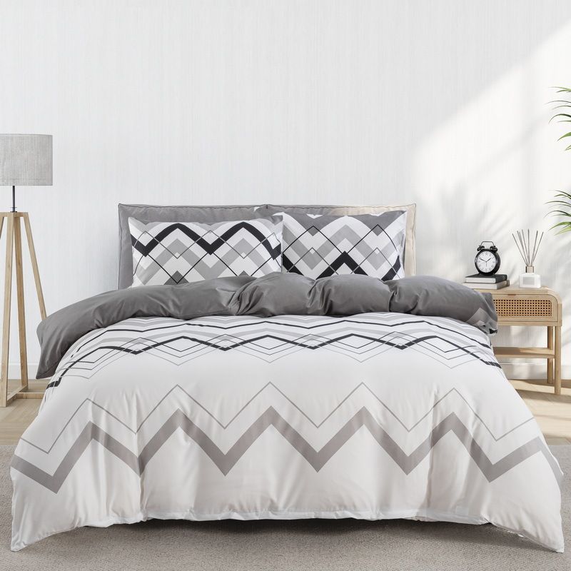 Wave Striped Quilt Cover Gray And White Classic Bedding Three Piece Set_voghion.com