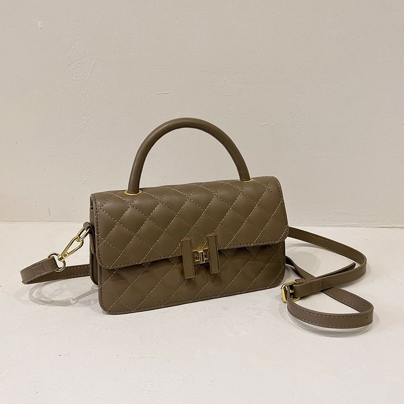 2023 new style small fragrant style rhombic bag new fashion shoulder bag design sense all-match handbag_voghion.com