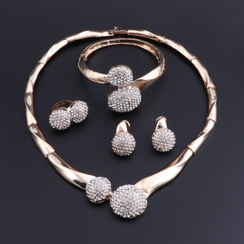 Dubai Gold Color Crystal Necklace Earring  Women Costumer Nigerian Wedding Fashion African Beads Jewelry Set_voghion.com
