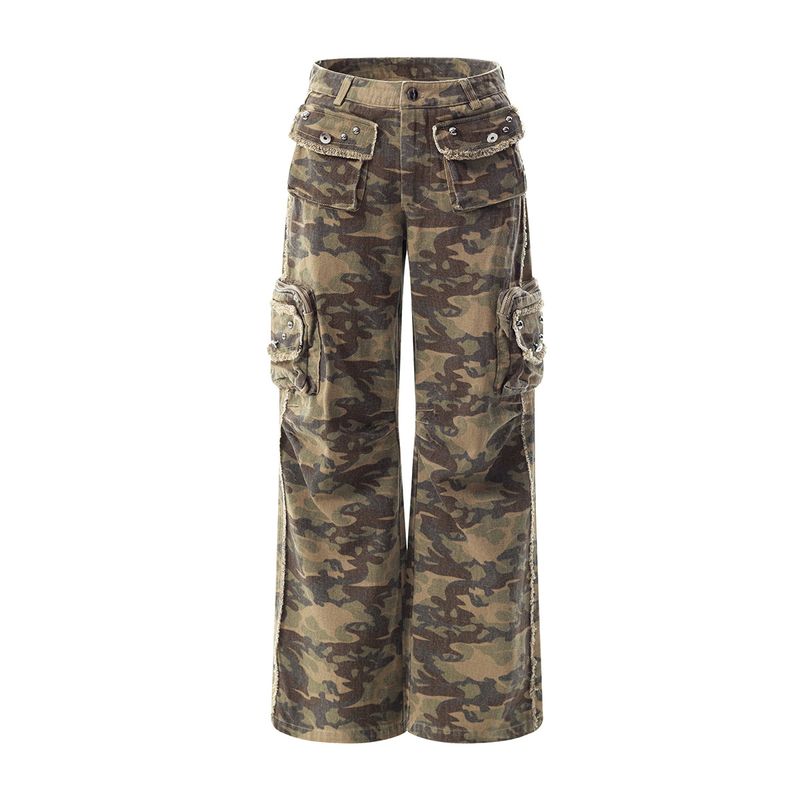 Herrenbekleidung 2025 Herbst Europäische und amerikanische High Street Vibe Camouflage Arbeitsjeans Leicht ausgestellte, gewaschene, rohe Kanten, mehrere Taschen, Freizeithose_voghion.com