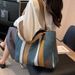 Women's tote with large capacity 2024 new canvas handbag, high-end commuting fashion makeup bag, shoulder bag_voghion.com