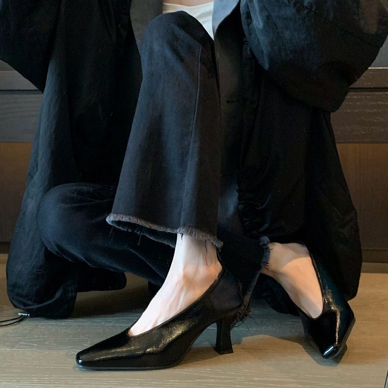 Suitable For Commuting Elegant High Heels New New Black Small Square Toe Shallow Mouth Chunky Heel French Style Single_voghion.com