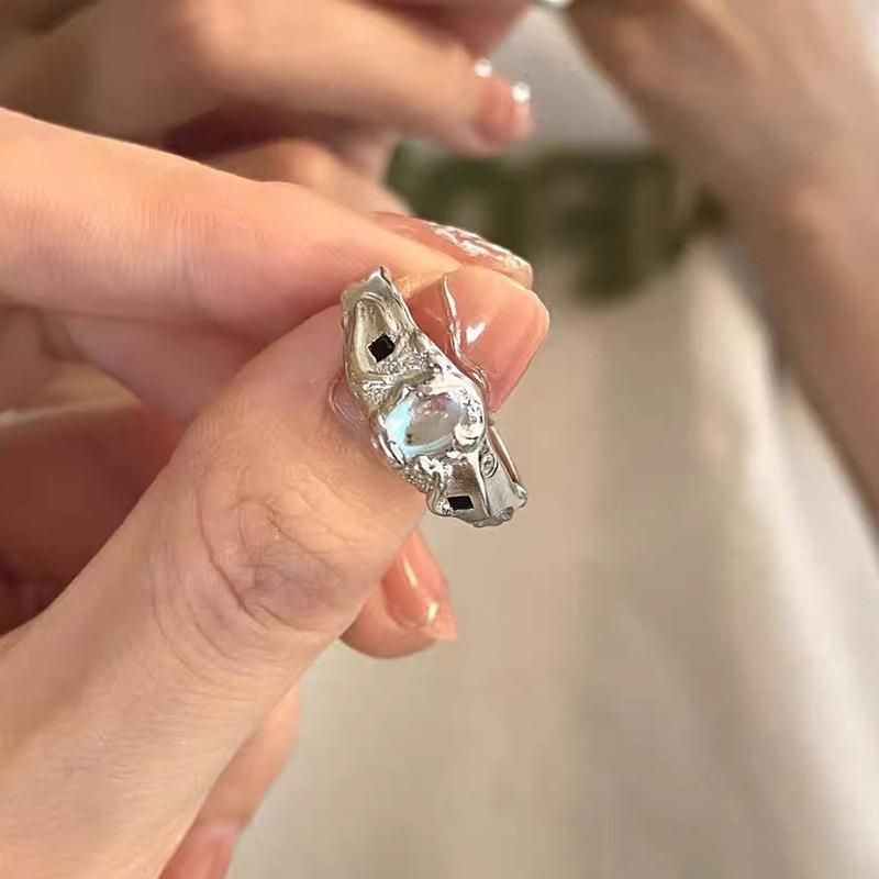 Branches VENUS Tree Texture Ring for Women Zircon Irregular Adjustable Fashion Jewelry Wholesale Dropship_voghion.com